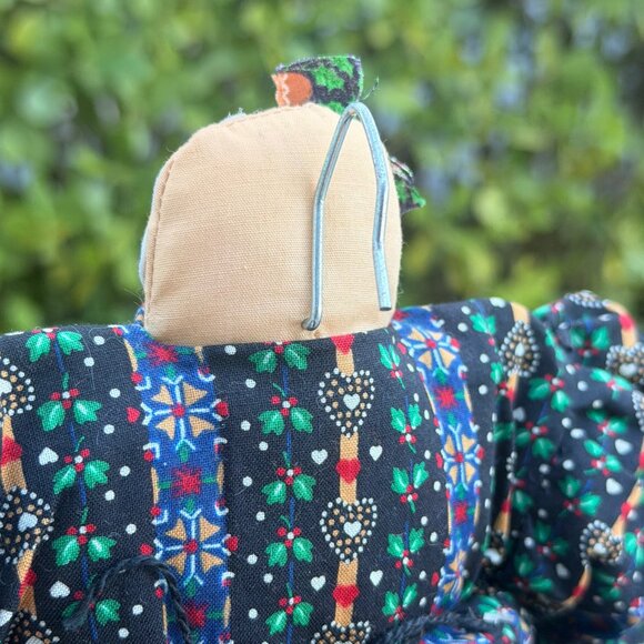 Vintage Lot Primitive Folk Art Handmade Dolls Snowman Santa Gingerbread Girl Boy - Picture 10 of 15